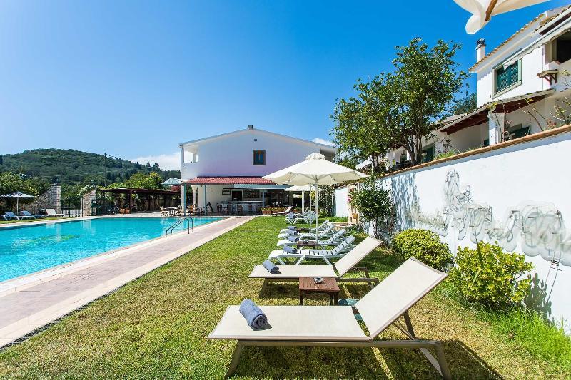 Paradise Inn Liapades Corfu Exterior photo